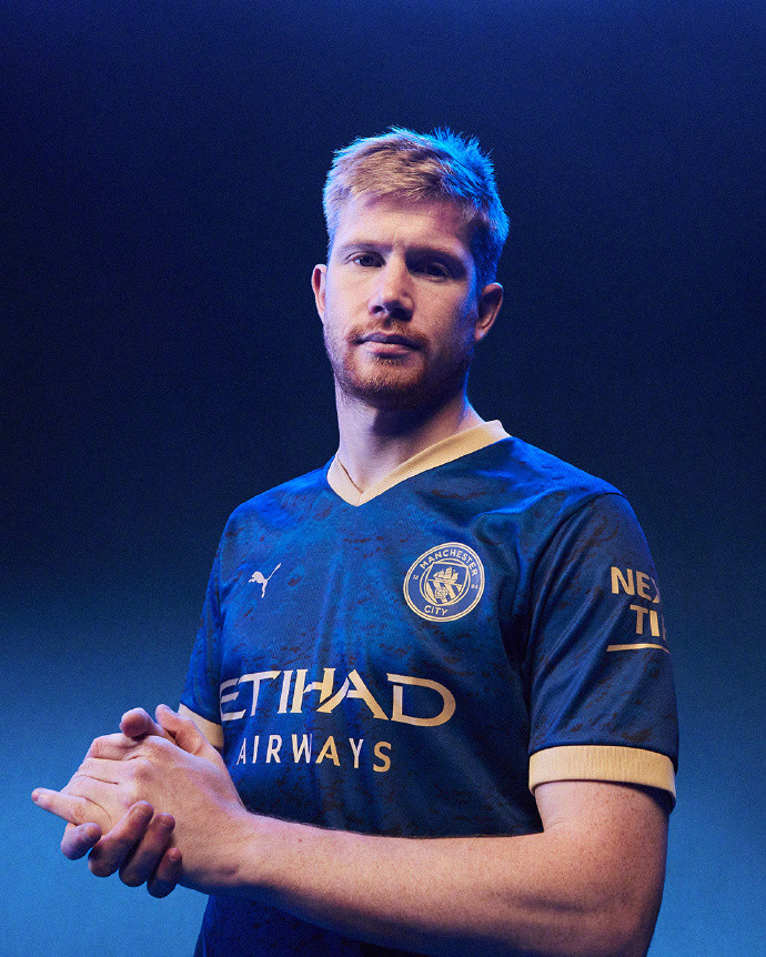 夸安萨：完成英格兰首秀是梦想成真，图赫尔在今早确认我首发