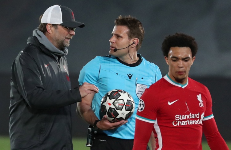 英媒：抢先一步行动，曼城已经开始和塞梅尼奥谈判转会（英媒：曼城抢先与塞梅尼奥开启转会谈判）