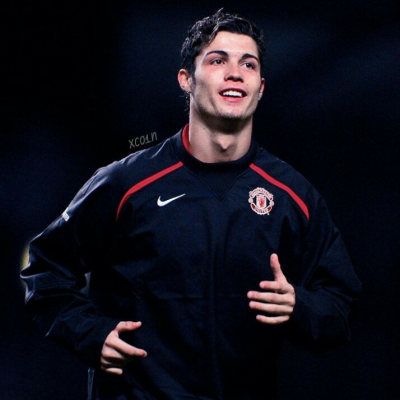 拉什福德：莱万告诉我要多传中，为孔德梅开二度感到高兴