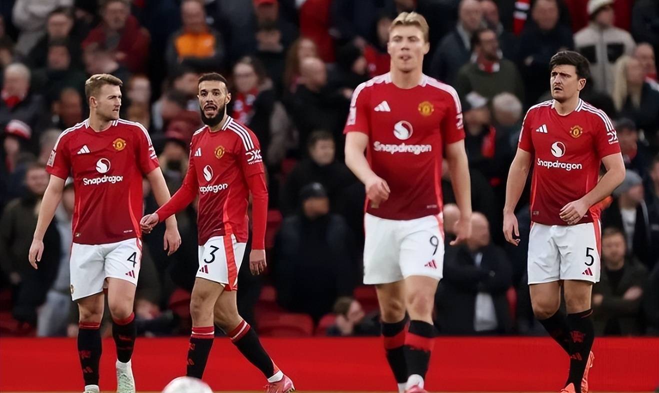 环球足球奖2025年度最佳球员候选：姆巴佩在列，巴黎8人入选（2025环球足球奖最佳球员候选出炉 姆巴佩上榜 巴黎共有8人入选）