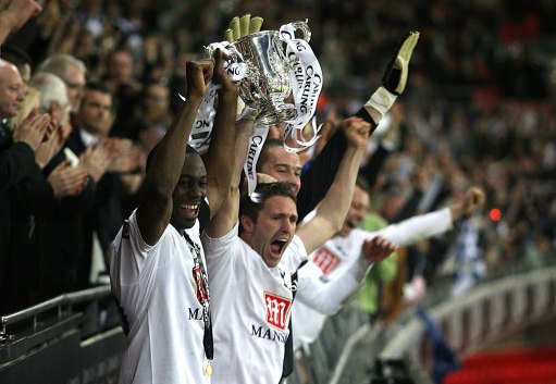 波特：期待库卢在圣诞节复出，但没人知道明年3月时情况如何（波特：希望库卢圣诞回归，明年3月状况仍未可知）