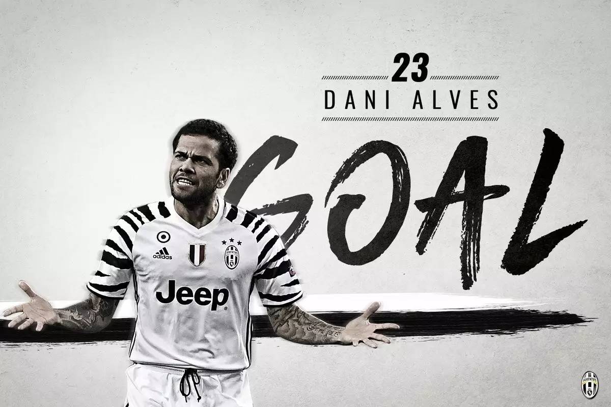 足球战术板：四种常见变化