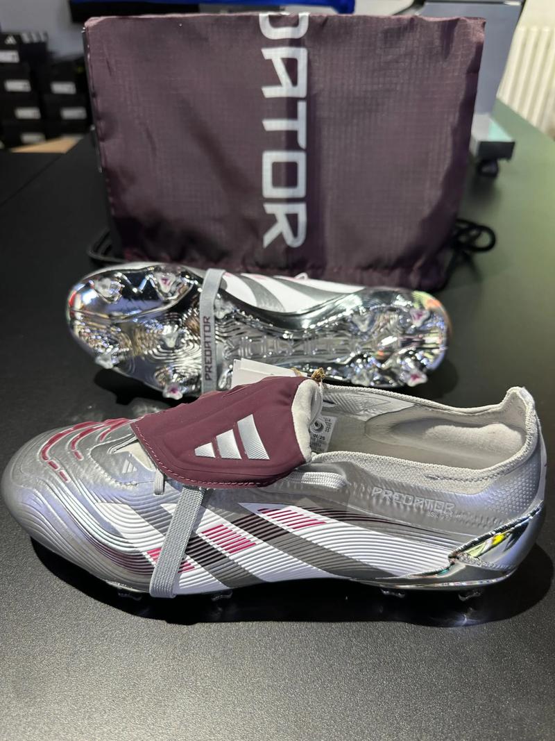 图片报：拜仁考虑同意在于帕新合同加入第一年生效的解约条款（Bild：拜仁或同意在于帕新约中加入首年生效的解约条款）