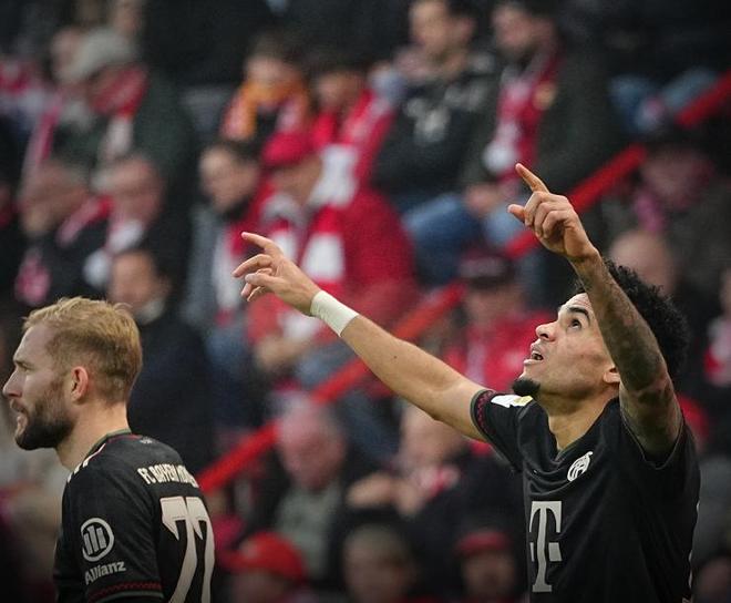 未来可期！18岁王钰栋中超单赛季11球，成本土最佳射手（18岁王钰栋中超单季11球，加冕本土射手王，前途无量）