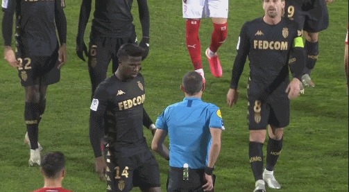 追求字母哥，勇士决定引热议，筹码公布！拉科布演都不演了