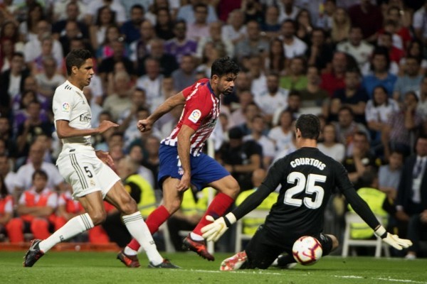 切尔西防线愈稳查洛巴已成核心 詹姆斯如同战神