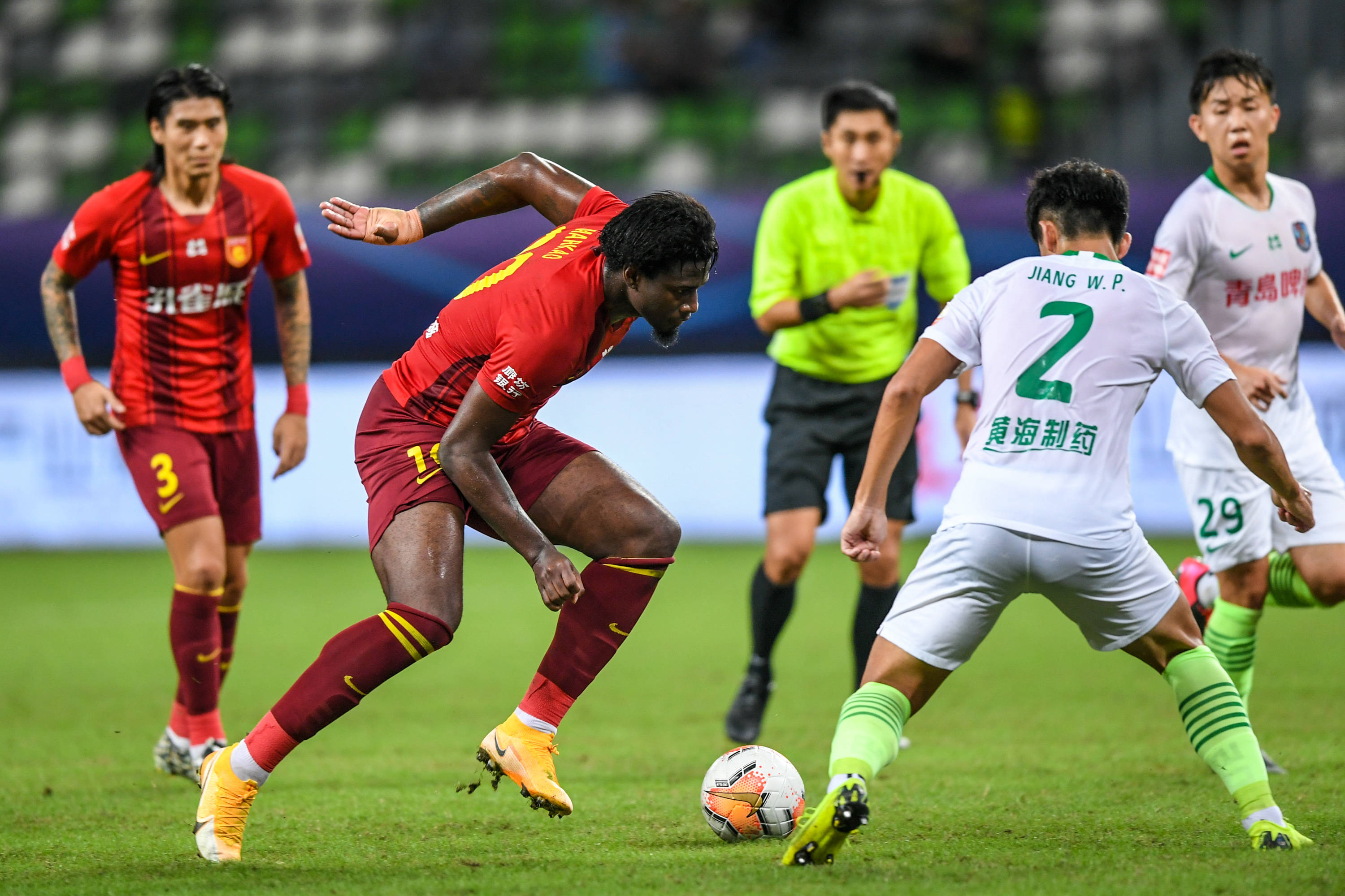 14年了！中国球员上一次在NBA首发出场，还是10-11赛季的易建联